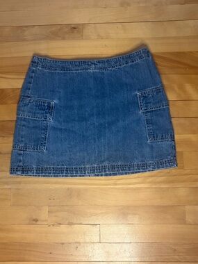 Le château denim cargo mini skirt